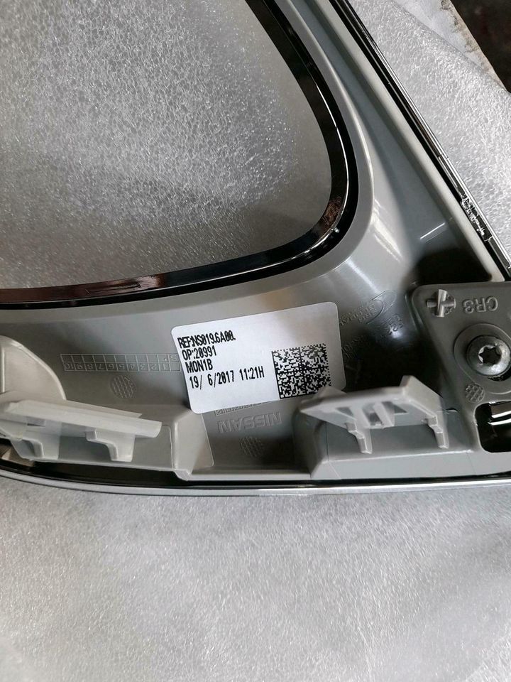 Nissan Qashqai J11 Stosstangen Chrom Set